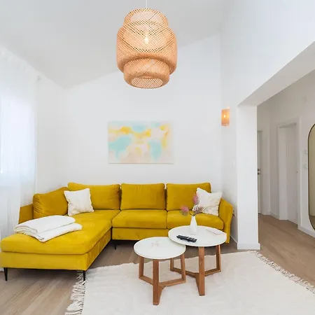 Laganini Apartment Primosten